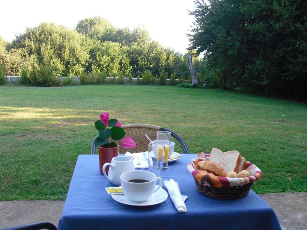 Pazo Larache Guest House Santa Cristina De Cobres Екстериор снимка